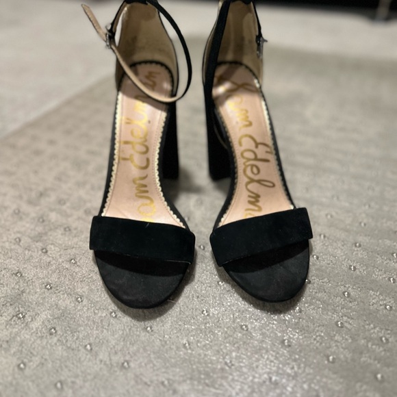 Sam Edelman black suede block heel. Size 8.5 - Picture 2 of 2